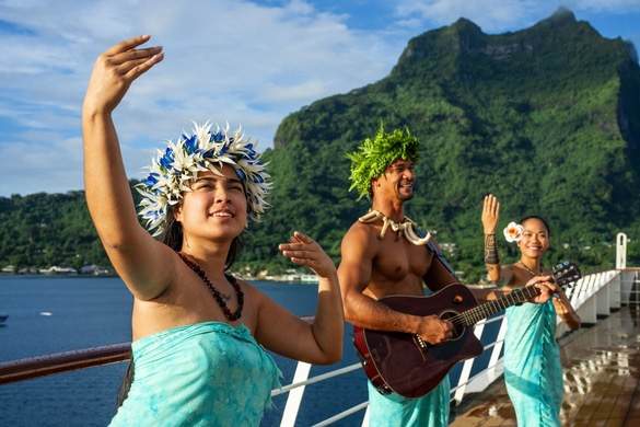 Paul Gauguin Cruises MS Paul Gauguin Crew Entertainment 2 ©Paul Gauguin Cruises.jpg